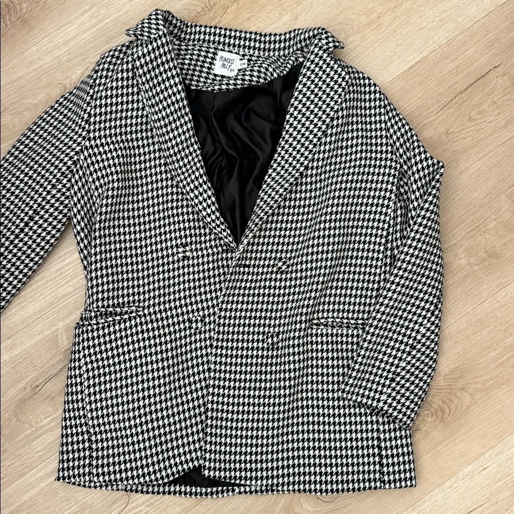 princess Polly houndstooth blazer